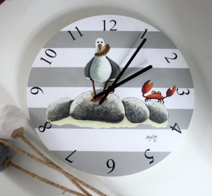 grey stripe pasty thief clock