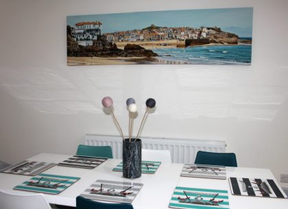 striped placemats